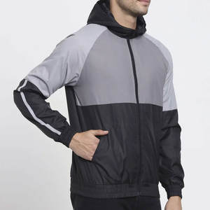 Vestes imperméables personnalisées pour hommes Coupe-vent de sports d'extérieur pour la randonnée, le camping, l'alpinisme avec capuches Poches zippées Léger - Product Image 2