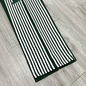 Pantalones de chándal de punto recto verde personalizados para hombre con rayas de pierna ancha Pantalón de chándal de lona de estilo informal - Product Image 5