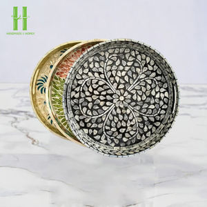 Accrocheur nacre incrustation plateau laque Ramadan plateau de service chargeur assiettes OEM variété de modèles décor personnalisé - Product Image 1
