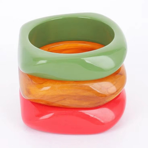 DRIVEN Jewelry Bracelet en résine acrylique Bracelet exagéré éblouissant multicolore large carré irrégulier Bracelets en acrylique pour - Product Image 1
