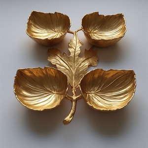 Serveur de fruits secs en aluminium de qualité supérieure avec trois compartiments en forme de feuille en finition or brillant conçu pour un dîner élégant - Product Image 3