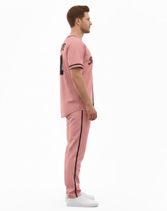 Ensembles de survêtements Nouvelle Collection Haute Qualité Personnalisés Tenues de Sport pour Équipes OEM ODM 100% Polyester Respirant avec Short Imprimé - Product Image 3