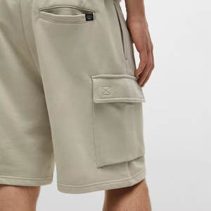Short Cargo de gymnastique personnalisé de haute qualité grande taille pour hommes Short en molleton pour hommes Short décontracté à poches latérales pour hommes - Product Image 3