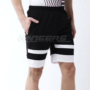 Short noir et blanc dernier Style Streetwear tissu à séchage rapide Durable confortable vêtements de sport personnalisé OEM élégant hommes Shorts - Product Image 3