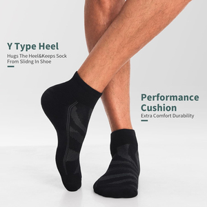 Chaussettes de sport unisexes en nylon de haute qualité, légères avec broderie 3D et résistance aux accrocs pour l'hiver et le sport. - Product Image 3