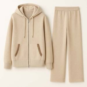 Conjunto de Dos Piezas de Punto para Mujer con Chaqueta con Capucha y Cremallera Completa y Pantalones Largos Estilo Lounge, con Logotipo Personalizado - Product Image 1