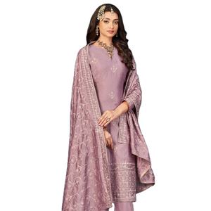 El último arquitrabe floreciente pesado de diseñador con trabajo de bordado pesado completo y trabajo de diamantes Kurtis para la venta en línea - Product Image 1