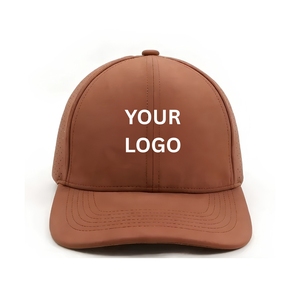 Gorra de Golf Transpirable e Impermeable con Logotipo Personalizado, 6 Paneles, Ligera, con Orificios Cortados con Láser, Cierre Ajustable para Torneos de Golf - Product Image 1