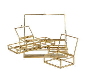 Boîte à cartes en verre transparent de forme personnalisée de qualité supérieure pour fournisseur de gros Boîte à cartes de mariage en métal et en verre - Product Image 1