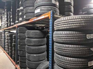 Pneus de camion semi-remorque d'occasion en gros / Exportation de pneus 11r22.5 255/295 80 22.5 275 75 22.5 315 - Product Image 2