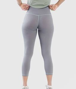 Venta al por mayor de las mujeres más tamaño Casual sólido mamá Jeans ropa deportiva larga Top con cuello de lazo impermeable 2 piezas pantalones cortos conjunto de invierno - Product Image 5