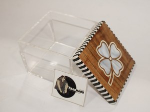 เตาเผาอะคริลิคไม้แบบดั้งเดิมพร้อมกลิ่นชารูปทรงสี่เหลี่ยม - Product Image 3