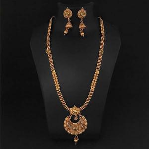 ชุดสร้อยคอ kriaa สีน้ำตาล kundan 1109853A เครื่องประดับชุบทอง - Product Image 1