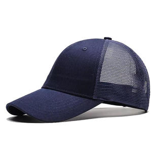 Gorra de béisbol deportiva con logotipo bordado suave al tacto hecha en algodón personalizada, gorras Truker con espalda ajustable con hebilla de Metal - Product Image 1