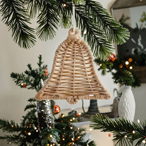 Decoración navideña de granja 2025 Campana de Navidad de mimbre Árbol Adorno colgante Campanas de ratán natural Colgante - Product Image 1