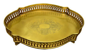 Bandeja de servicio de latón con acabado dorado de diseño moderno Bandeja cuadrada Mesa mate de alta calidad Bandeja de servicio de nuevo diseño - Product Image 4