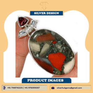 Colgante de plata granate hecho a mano, Gema Natural, joyería hecha a mano, ovalada - Product Image 2