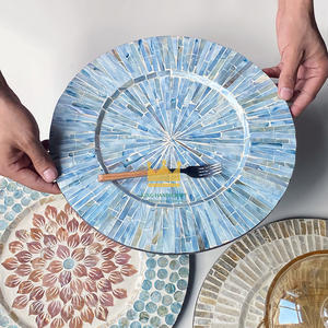 Plateau en rotin rond en gros incrusté de nacre du fabricant du Viet Nam accepter un design personnalisé - Product Image 2