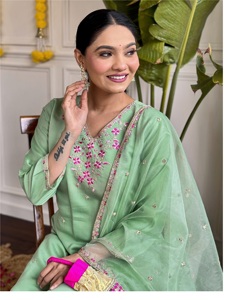 Pantalon Kurti élégant brodé de couleur Pista de style occidental indien avec organza Dupatta pour dame vêtements et accessoires à vendre - Product Image 6