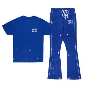 Ensemble de joggeurs d'été sur mesure pour hommes, avec survêtement évasé et t-shirt à manches courtes avec ensemble assorti - Product Image 1