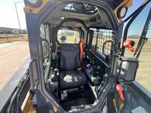 รถตักล้อยาง John Deere 334P ปี 2025 สภาพใหม่/มือสอง พร้อมคุณสมบัติแบบเคลื่อนย้ายได้ ขายส่ง จัดส่งรวดเร็ว - Product Image 2