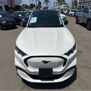 Ford Mustang Mach-E Premium 2024 NEUF - Product Image 1