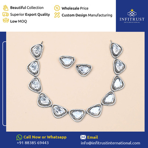 Distribuidor de confianza que vende collar y pendientes de piedras blancas agrupadas adornadas con tachuelas de polki exquisitas de alta calidad - Product Image 2