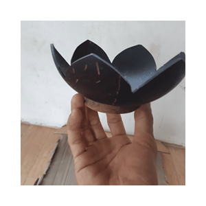 ชามเปลือกหอยลายสลัก งานฝีมือ วัสดุ: เปลือกมะพร้าว; ใช้สำหรับ: ของตกแต่งบ้านสร้างสรรค์; ผลิตใน: เวียดนาม งานแฮนด์เมด - Product Image 6