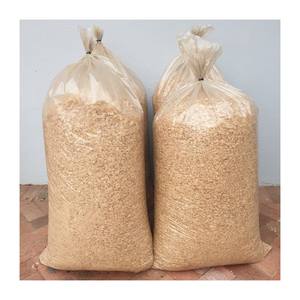 BOIS MÉLANGE DE COUPELLES POUR LA LITIÈRE DES VOLAILLES EN PROVENANCE DU VIETNAM - Product Image 4