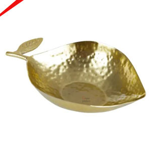 Nuevo diseño de hoja de aspecto martillado, cuenco de servicio con acabado dorado para restaurante y bar de hotel - Product Image 1