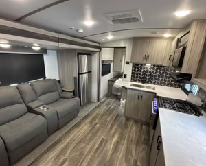 Autocaravana Usada Keystones Passport 2401BH 2022, Grado de Exportación, Remolque de Viaje - Product Image 3