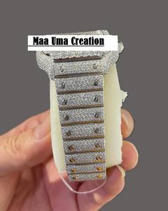 Reloj de Lujo con Movimiento de Diamantes Moissanite, Esfera de Cristal y Correa de Acero Inoxidable - Product Image 4