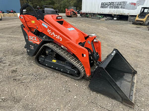 Minicargadora compacta Kubota SCL1000 Stand-On disponible para la venta - Product Image 4