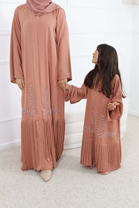 Conjuntos de Abaya a juego para madre e hija, el mejor precio al por mayor, impresionante estilo familiar, en relieve, Digital, personalizable, servicio OEM todo - Product Image 4