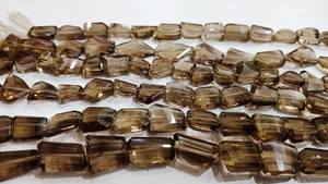 Quartz fumé naturel Briolette facettes découpées au laser 15mm marron perles dégringolées de haute qualité - Product Image 3