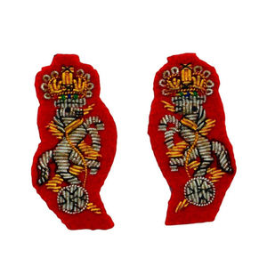 Insignia de Almirante de la Marina de la India, Bordado de Hojas de Roble Plateadas Medianas, Botones Lisos, Alambre de Bullion, Cómoda - Product Image 5