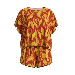 Pijama de seda para mujer con diseño de botones, conjunto de dos piezas, camiseta de dormir con pantalón corto - Product Image 1