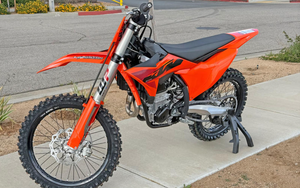 Prix réduit KTMs 450SX-F 2024 Disponible pour l'expédition dans le monde entier - Product Image 3