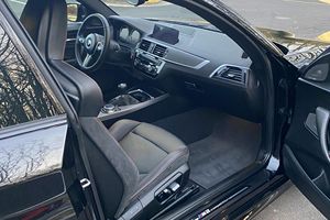 Ventes aux enchères 2021 M2 Competition Boîte manuelle 6 vitesses, Pack Executive Non modifié - Product Image 2