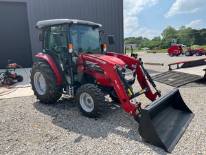 Nuevo 2023 Massey Ferguson 1840MH Deluxe Cab Wheel Tractor 35HP Motor Gear & Gearbox - Product Image 4