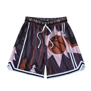 Pantalones cortos de malla de baloncesto informales cosidos personalizados, sublimación completa, secado rápido, poliéster/algodón, venta directa de fábrica de verano para hombres - Product Image 1