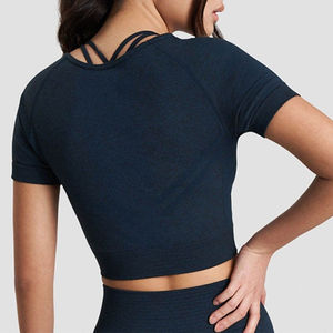 Nouveaux meilleurs vêtements d'été à la mode gros crop top surdimensionné femmes t-shirts recadrée femmes imprimé haut court t-shirts Service OEM - Product Image 6