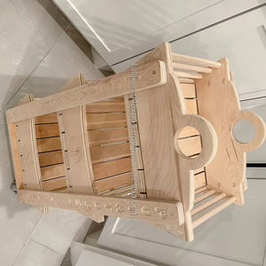 Vente en gros Panier de rangement en bois à 3 étages pour fruits et légumes avec roues en bambou de Falak world - Product Image 1