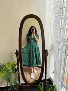 Elegante Vestido largo de algodón para fiestas de invierno Hermoso estampado para el verano - Product Image 5