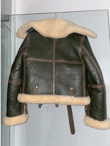 Blouson aviateur en cuir véritable de mouton retourné pour femme, couleur personnalisée sur mesure, fabriqué à la main, teint RAF, séchage rapide - Product Image 4