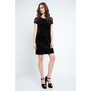Vestido de Noche de Terciopelo Negro y Encaje, Estilo Princesa, Cómodo, Línea A, Largo hasta el Suelo, con Mangas Cortas y Decoración Floral para Fiestas - Product Image 1
