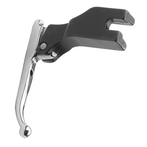Pied presseur plat en métal zingué pour machine à coudre industrielle, pour robe de mariée, emballage en carton - Product Image 1