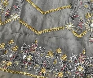 Concepteur moderne non cousu fantaisie brodé à la main pieds non cousus costumes pour femmes indien mode avant style traditionnel - Product Image 3