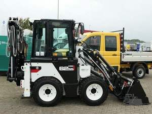 Retroexcavadora HIDROMEK HMK62SS 2024 con Componentes Principales (Motor, Cojinete, Bomba, Caja de Cambios, PLC) - Certificada ASV con 1 Año de Garantía - Product Image 2