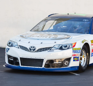 LISTO PARA CONDUCIR - USADO, VOLANTE A LA IZQUIERDA |   CONDUCCIÓN DERECHA |   Auto de Carreras NASCAR TOYOTA CAMRY 2014 - Product Image 1